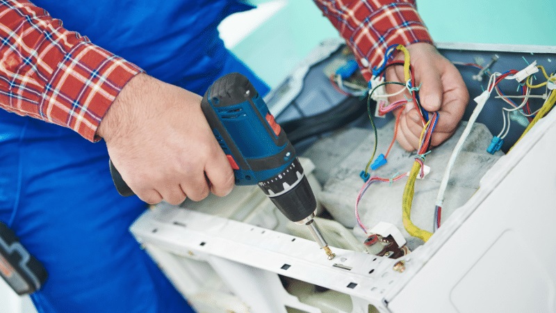 İstanbul Awox Awox çamaşır makinesi kart tamiri – Su almama arızası orijinal parça ile giderildi. - Teknik servis örneği